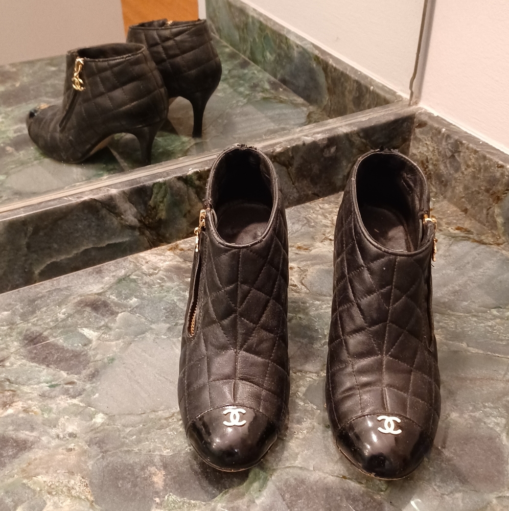 Rare Chanel Black Diamond Stitch Boots Booties